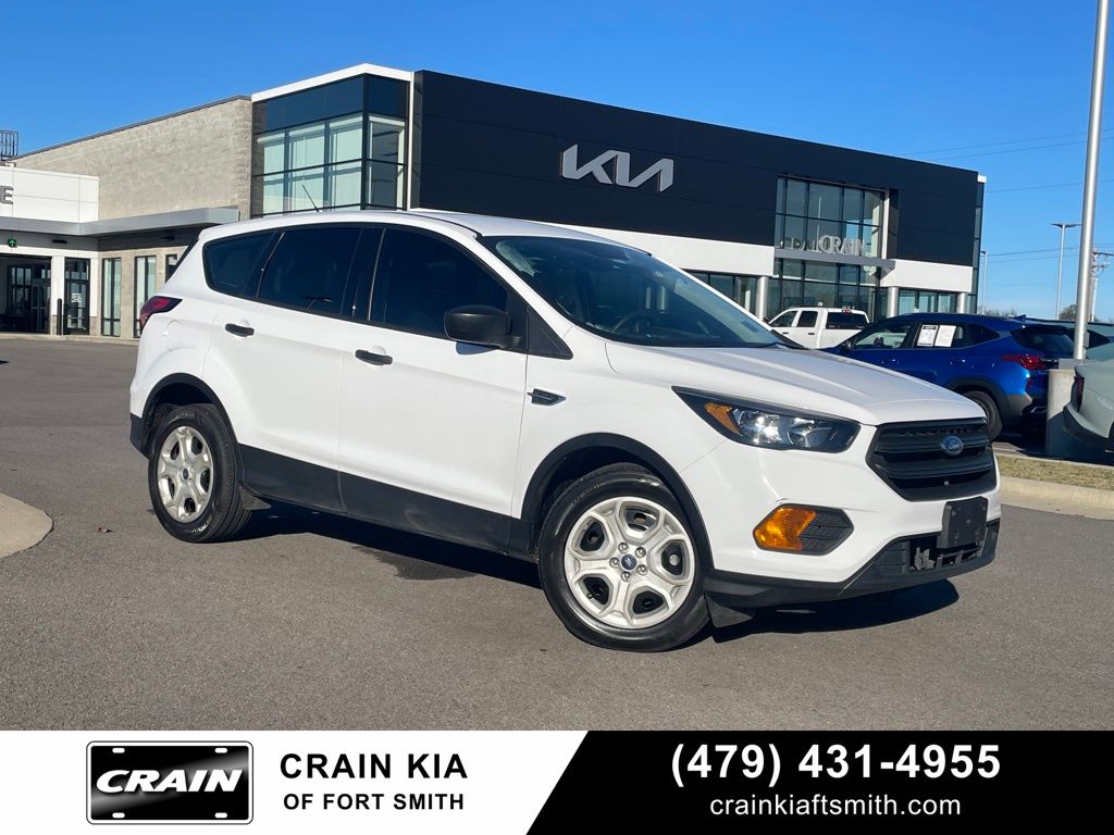 2019 Ford Escape S FWD