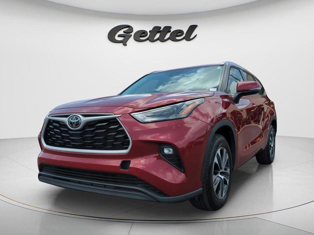 2023 Toyota Highlander XLE