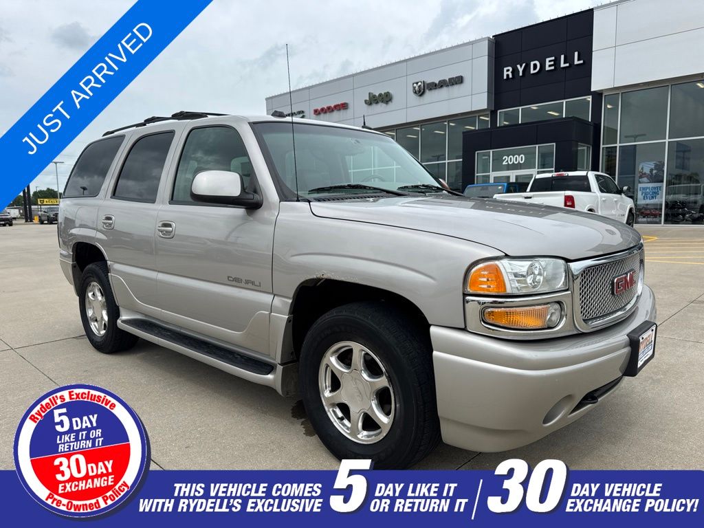 Silver Birch Metallic 2004 GMC Yukon SUV / Crossover All-Wheel Drive 4-Speed Automatic Overdrive