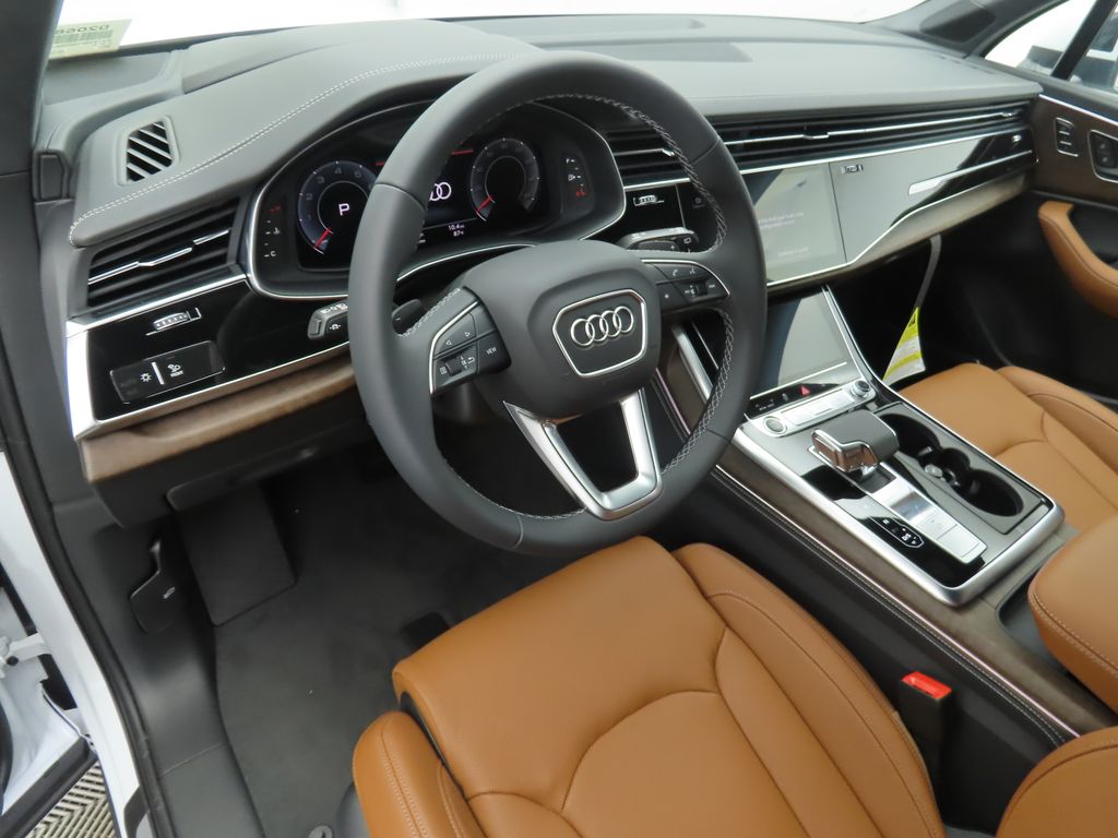 Thumbnail: 2025 Audi Q7 - 9