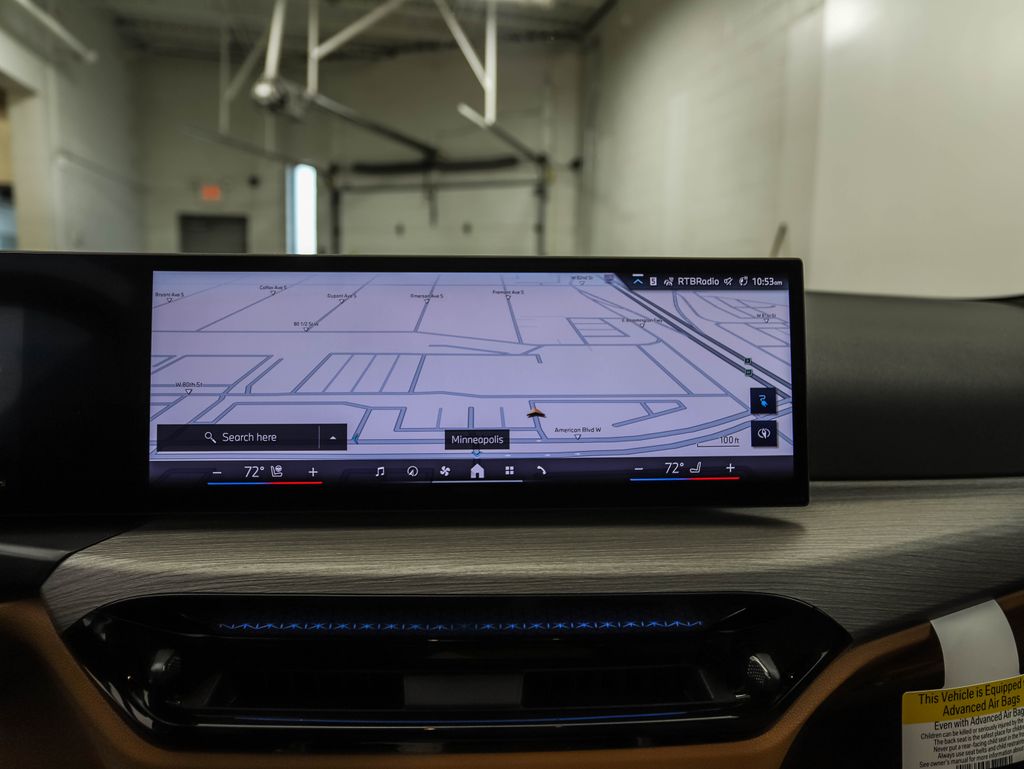 2025 BMW i4 xDrive40 17