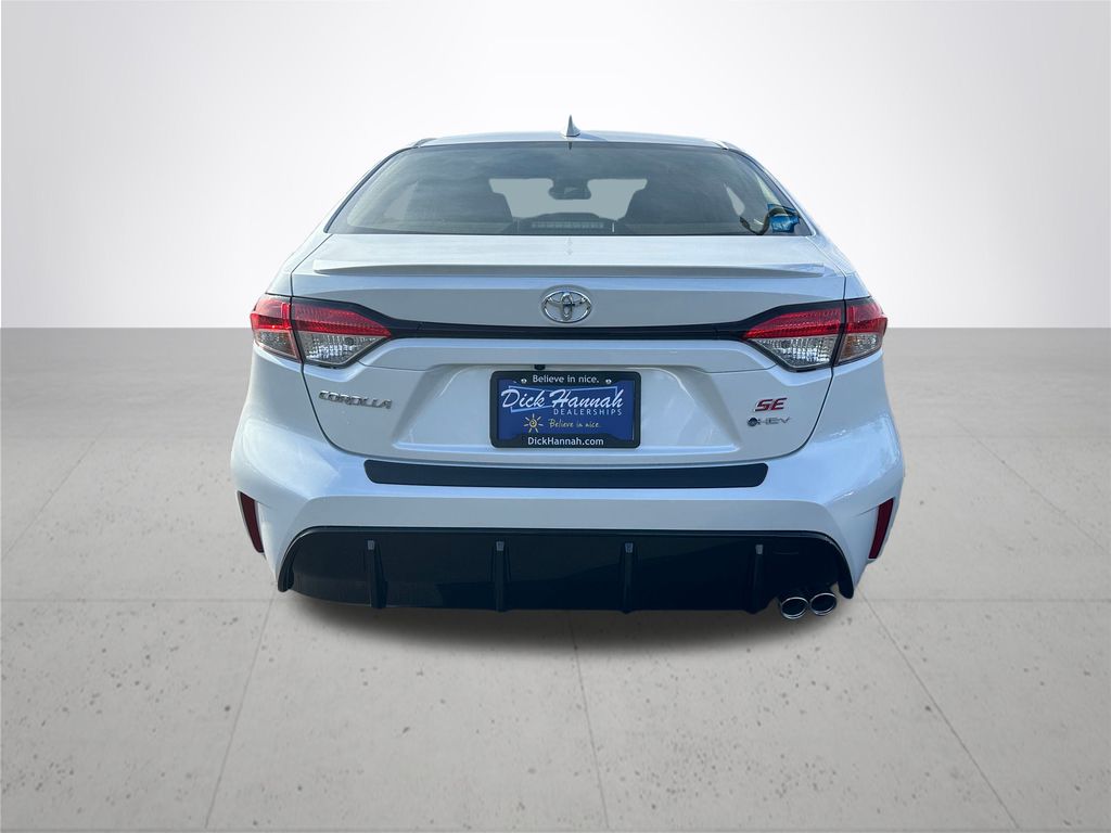 2026 Toyota Corolla Hybrid SE