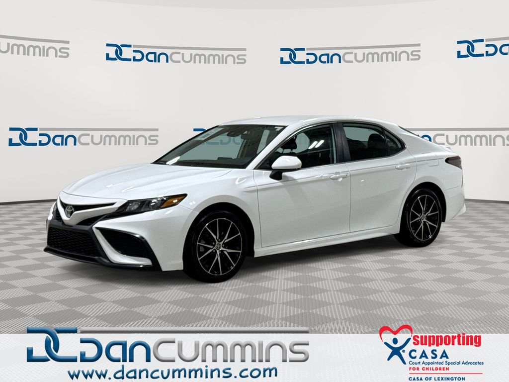 Super White 2021 Toyota Camry Sedan Front-Wheel Drive 8-Speed Automatic