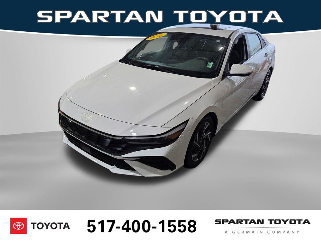 Serenity White 2025 Hyundai Elantra Sedan Front-Wheel Drive Continuously Variable Transmission
