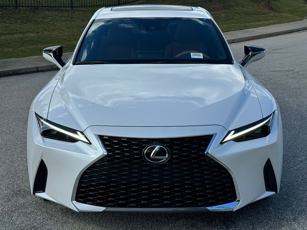 2024 Lexus IS 300 8