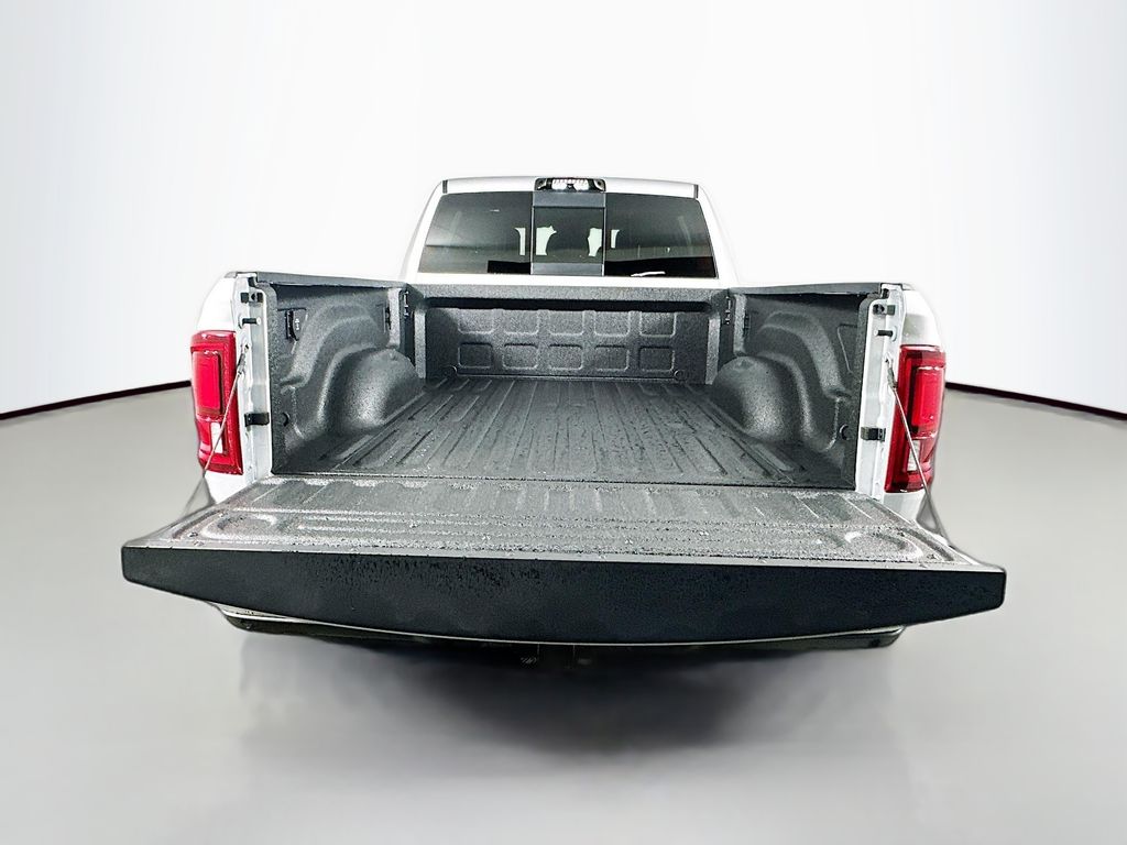 New 2026 Silver Ram Limited 14in image 16