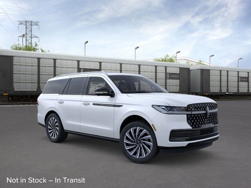 Thumbnail: 2025 Lincoln Navigator - 7