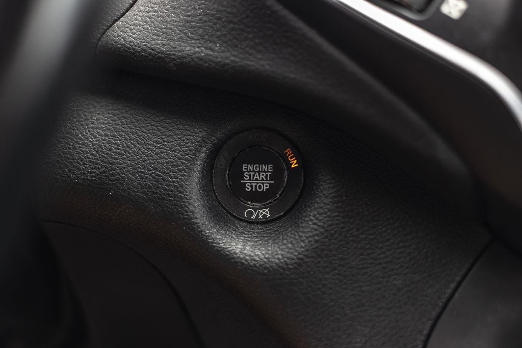 2020 Jeep Cherokee Latitude Plus for sale at Newberg Chevrolet - photo 20 of 20