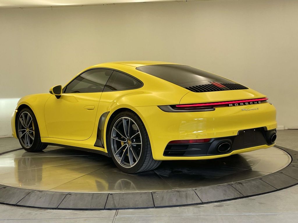 2020 Porsche 911 Carrera S - 2