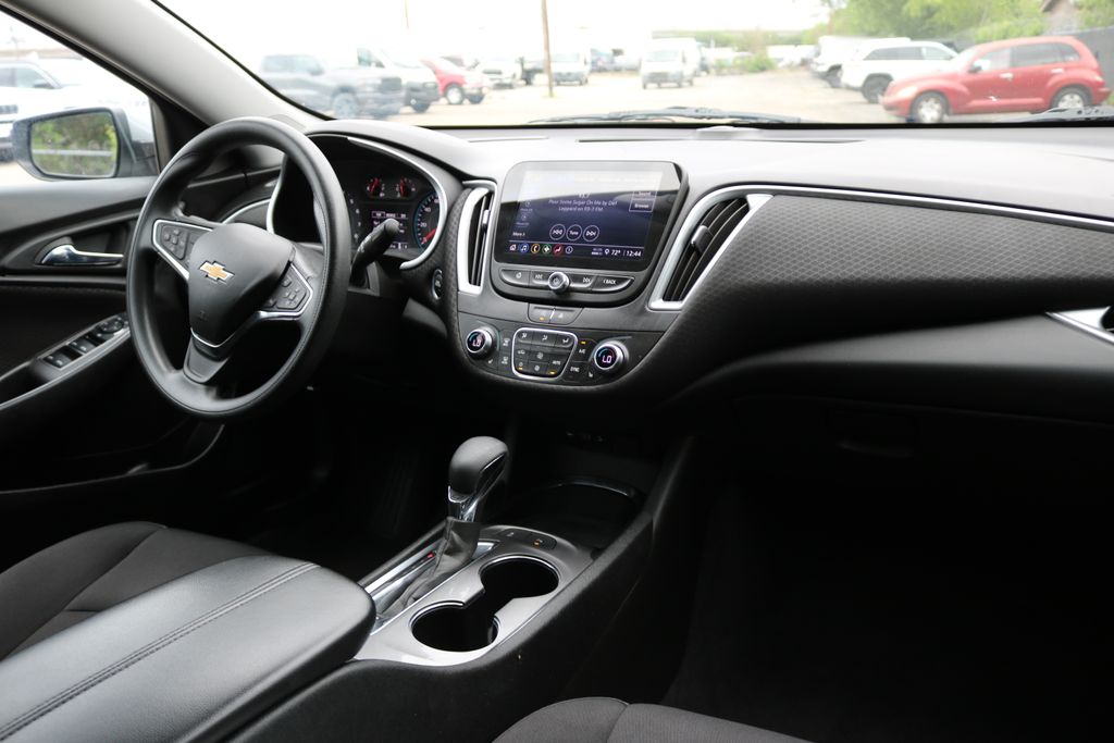 Used Car 2024 Chevrolet Malibu  Lt For Sale Under $25,000 In Austin, Texas