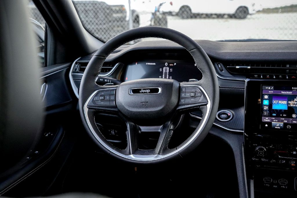 New Car 2025 Jeep Grand Cherokee  Altitude X For Sale Under $40,000 In Taylor, Texas
