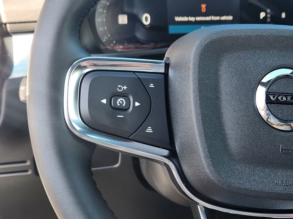 New 2026 Volvo XC40 B5 Ultra Cloud Blue in Colorado Springs, CO