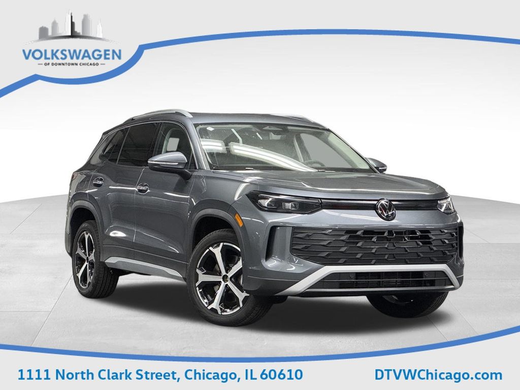 2025 Volkswagen Tiguan SE's photo