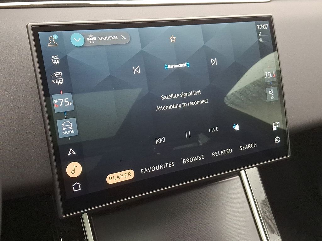 Thumbnail: 2026 Land Rover Range Rover Evoque - 14