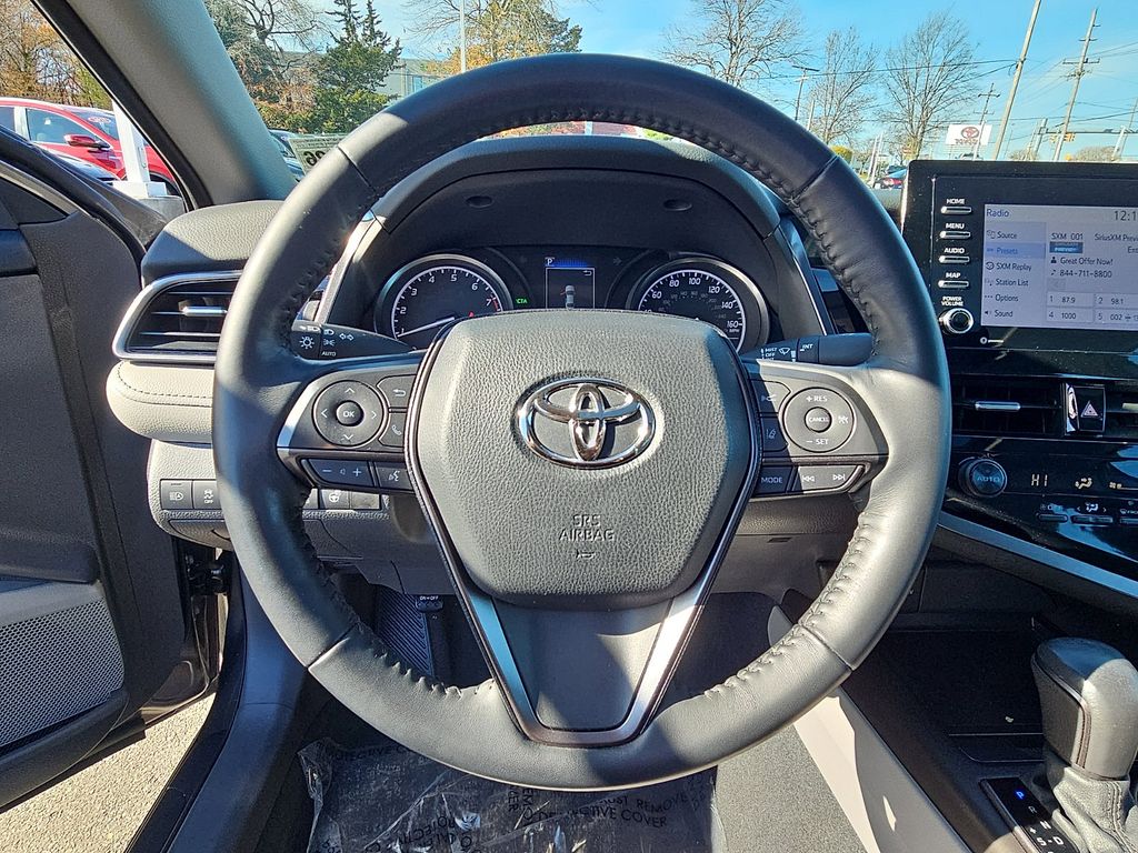 Thumbnail: 2021 Toyota Camry - 19