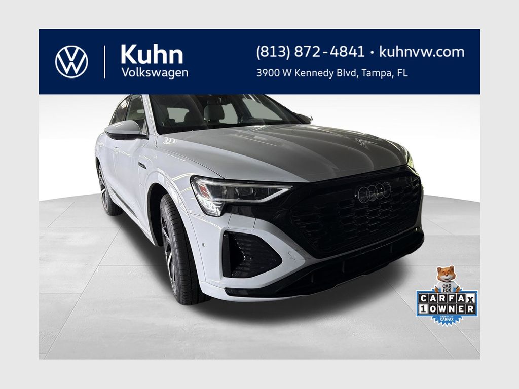 Glacier White Metallic 2024 Audi Q8 e-tron Sportback Sedan All-Wheel Drive Automatic