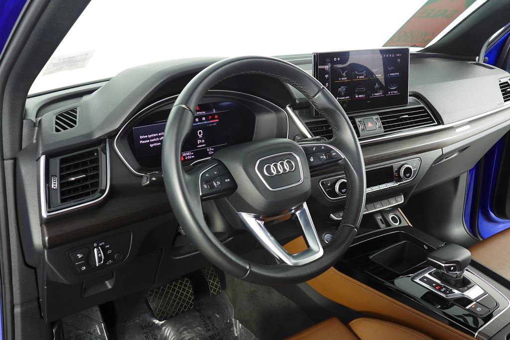 Thumbnail: 2022 Audi Q5 - 30