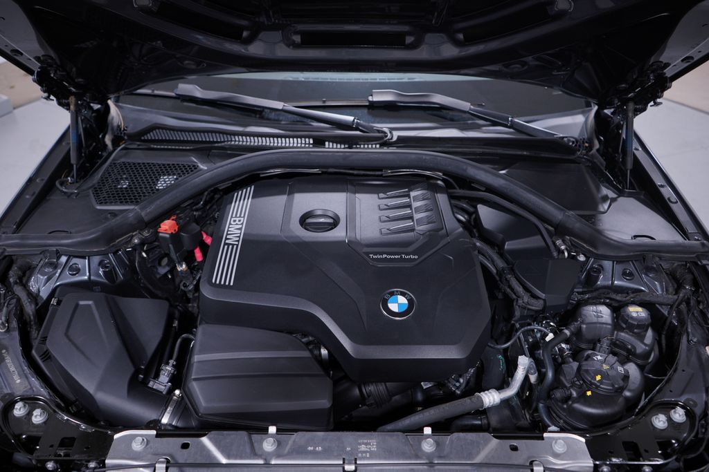 Thumbnail: 2022 BMW 3 Series - 24