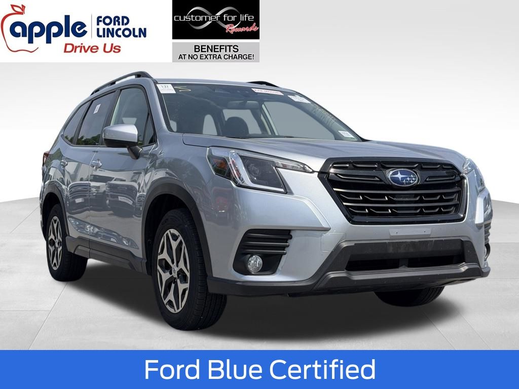 Ice Silver Metallic 2022 Subaru Forester SUV / Crossover All-Wheel Drive Continuously Variable Transmission
