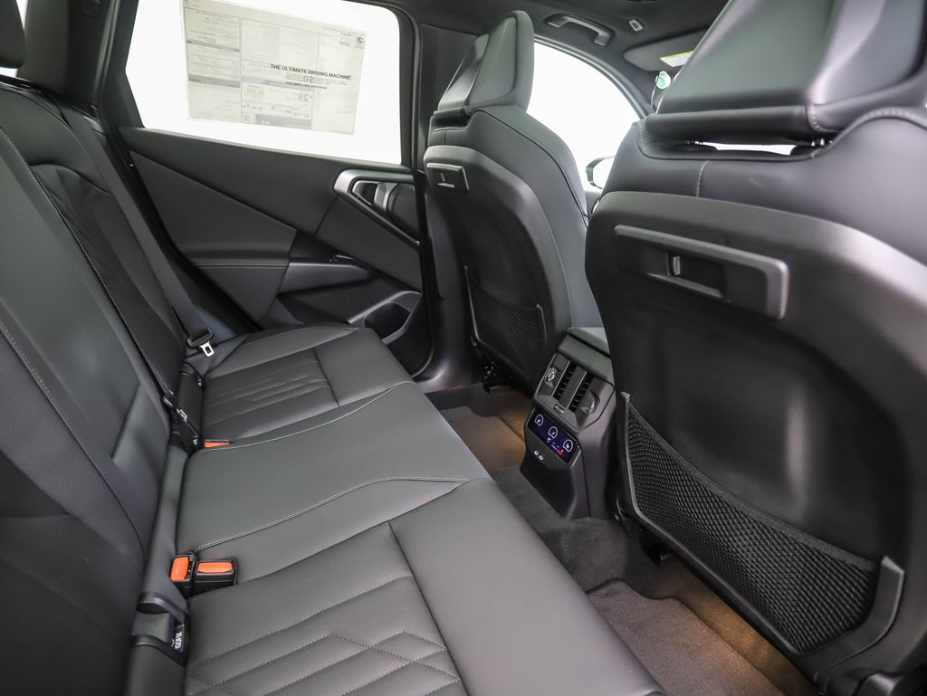 Thumbnail: 2026 BMW X3 - 27