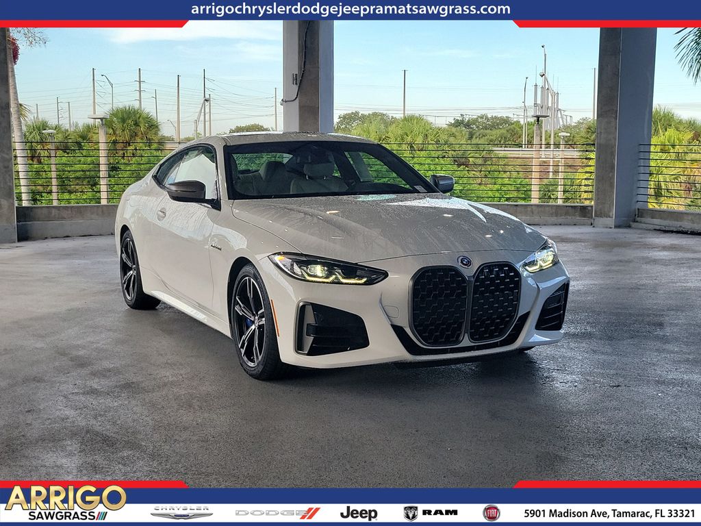 Alpine White 2023 BMW 4 Series Coupe Rear-Wheel Drive 8-Speed Automatic