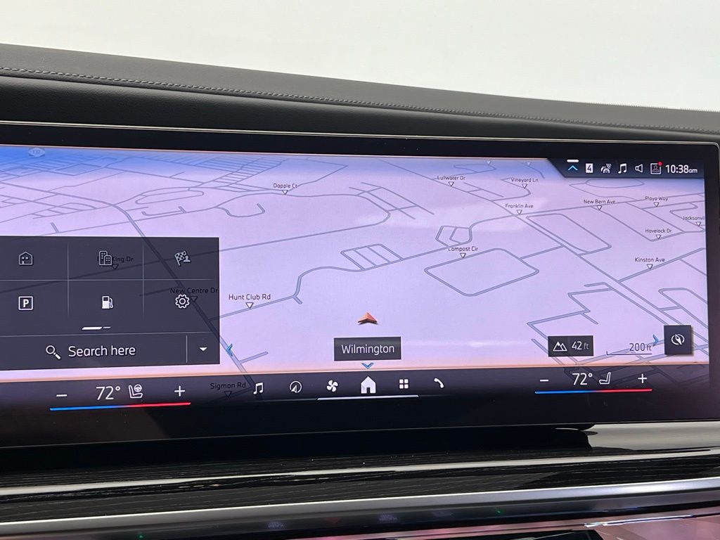 Thumbnail: 2026 BMW 7 Series - 13