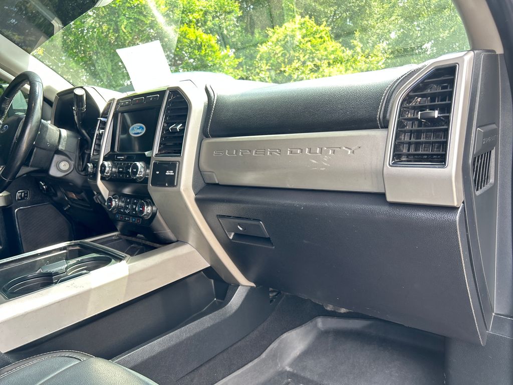 Used 2020 Silver Ford Lariat image 13