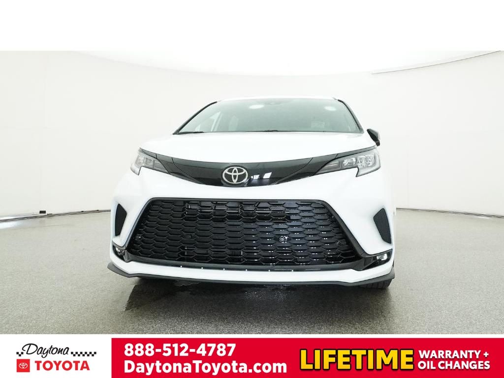 New 2026 Toyota Sienna Van