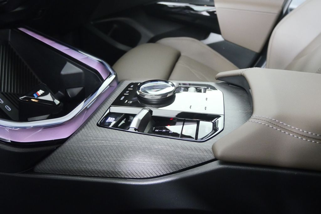 Thumbnail: 2026 BMW X3 - 22