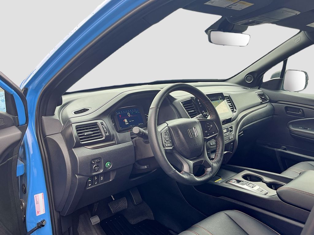 Used 2025 Blue Honda TrailSport image 9