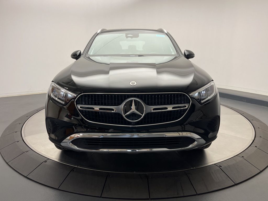 Thumbnail: 2025 Mercedes-Benz GLC - 2