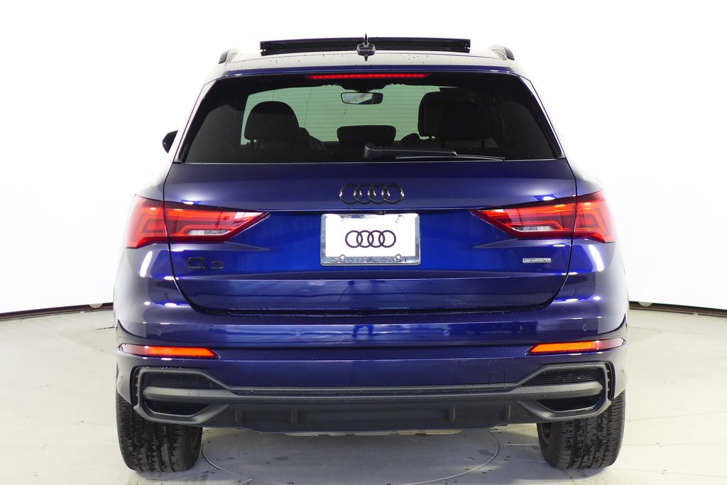 Thumbnail: 2023 Audi Q3 - 8