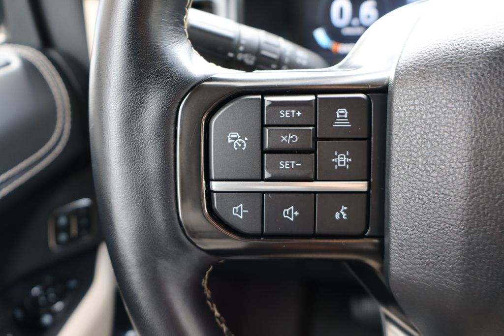 used 2023 Ford Expedition car, priced at $55,900