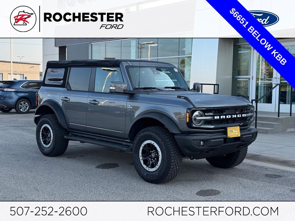 Carbonized Gray Metallic 2022 Ford Bronco SUV / Crossover Four-Wheel Drive Automatic