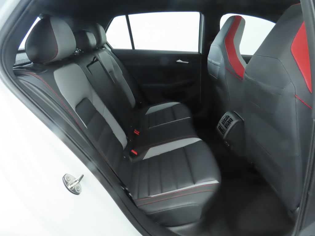 Thumbnail: 2025 Volkswagen Golf - 23
