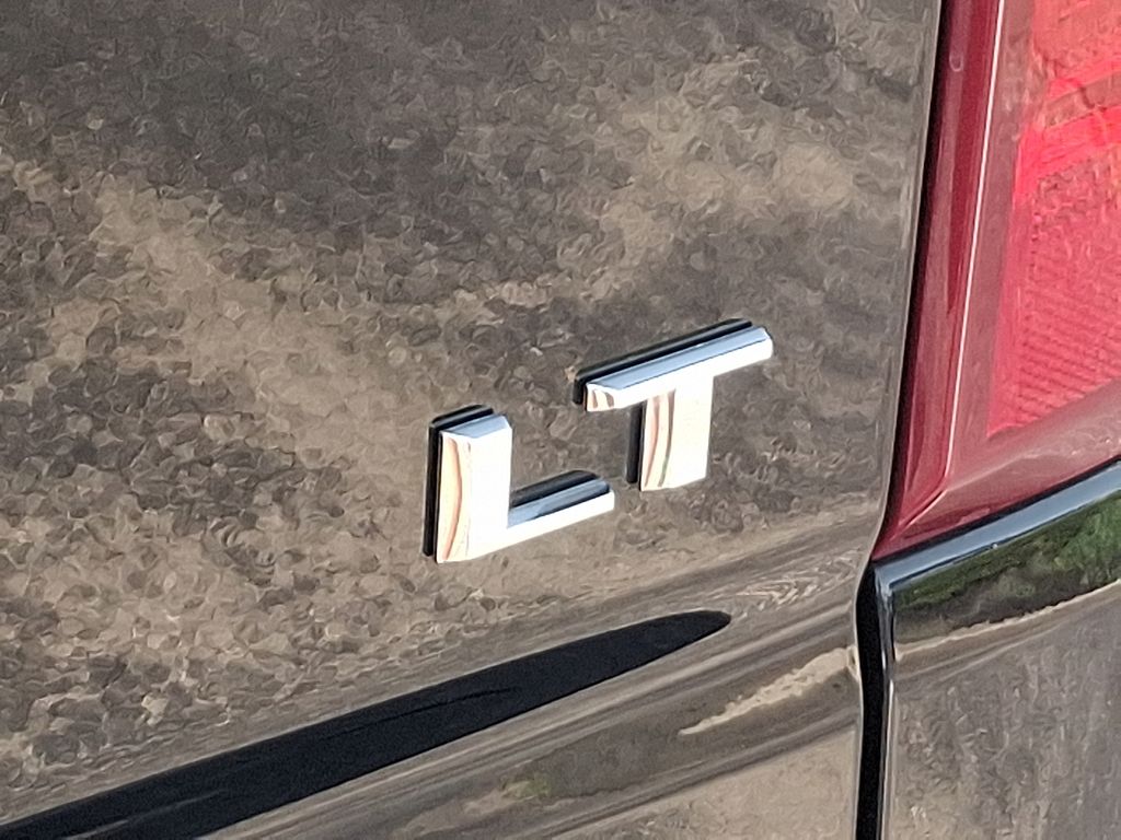 Thumbnail: 2022 Chevrolet Silverado 1500 - 31