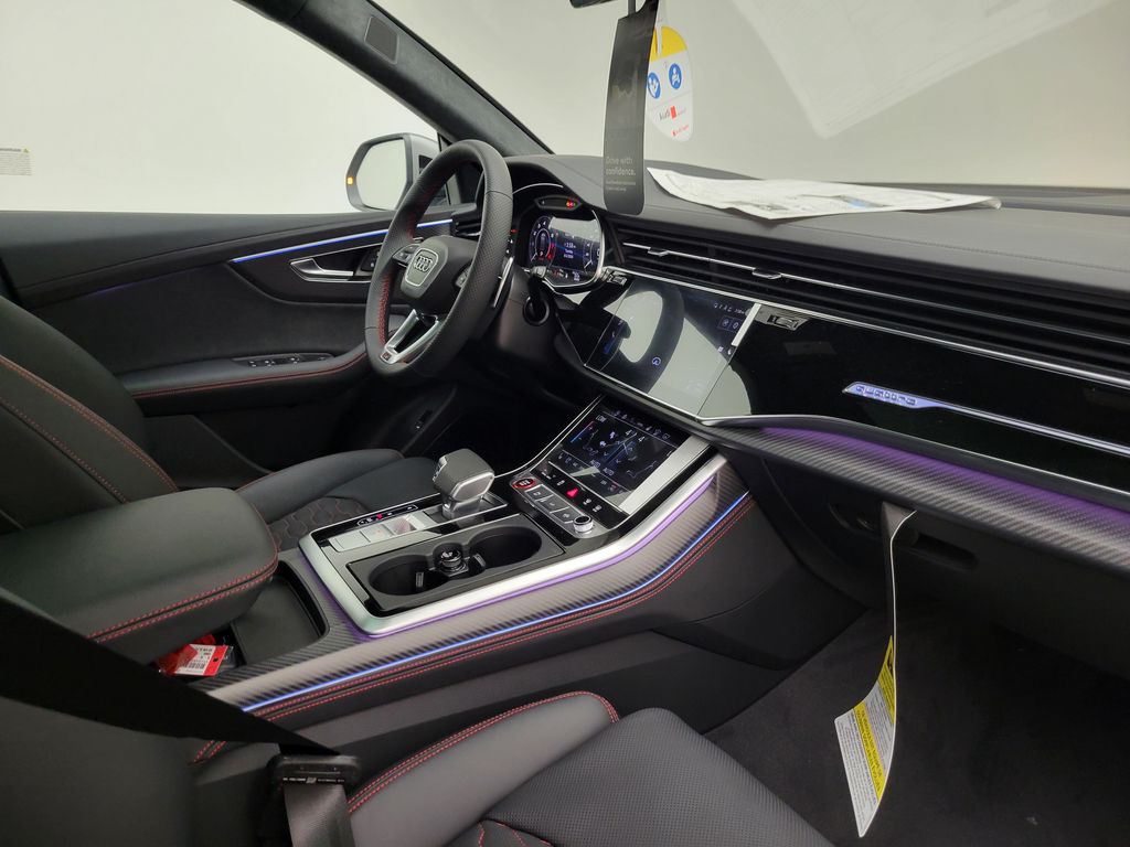 Thumbnail: 2026 Audi RS Q8 - 15