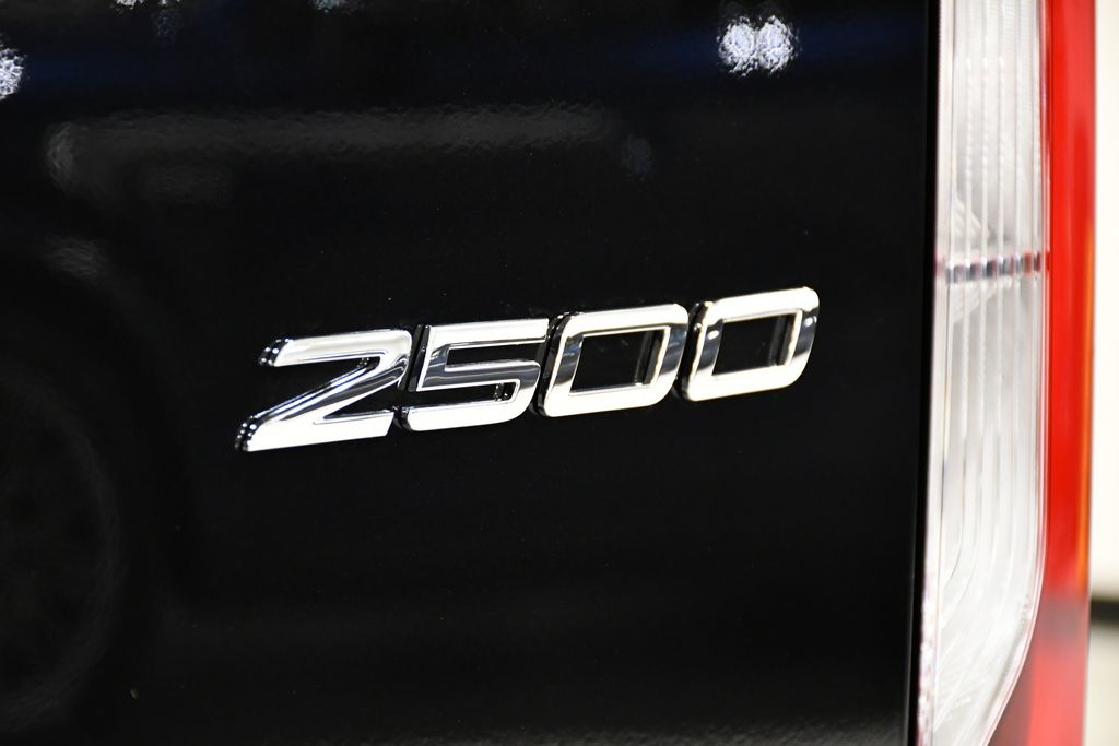 Thumbnail: 2026 Mercedes-Benz Sprinter - 10