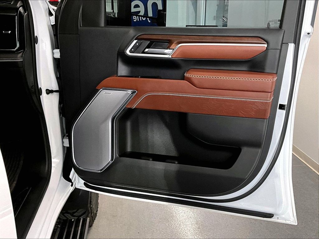 2025 GMC Sierra 2500HD — photo 12