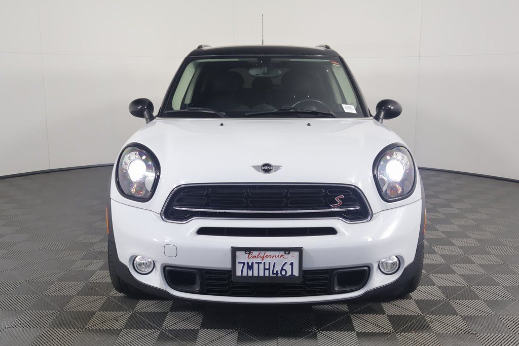 2015 MINI Cooper Countryman Base 2