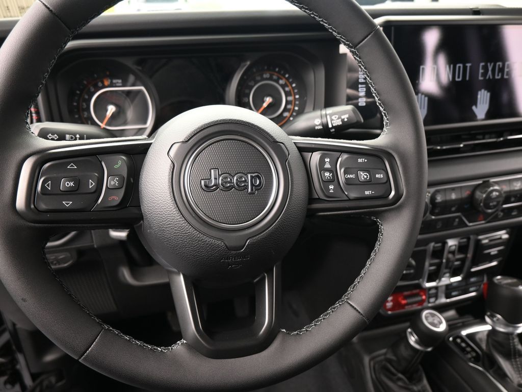 New 2026 Black Clearcoat Jeep Rubicon image 15