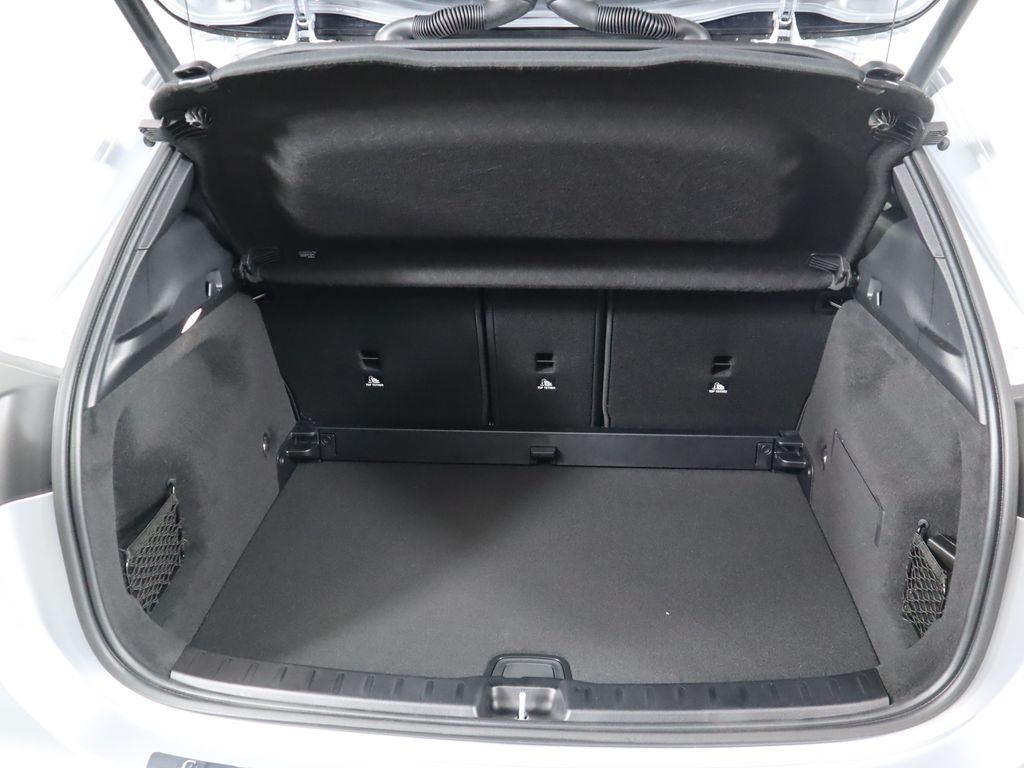 Thumbnail: 2025 Mercedes-Benz GLA - 28