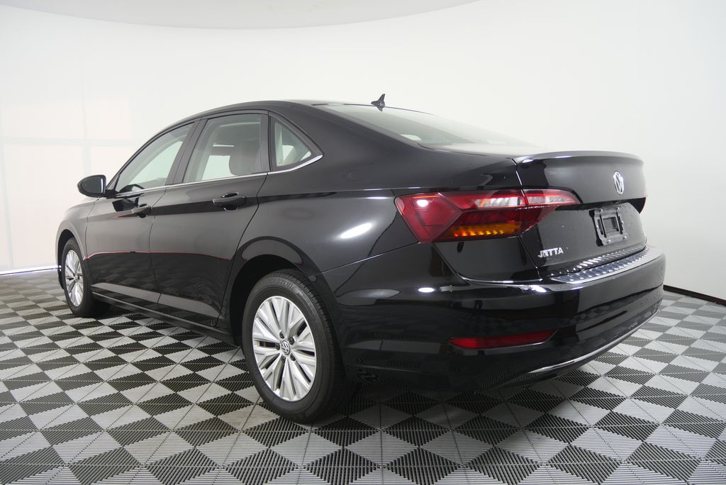Thumbnail: 2019 Volkswagen Jetta - 5