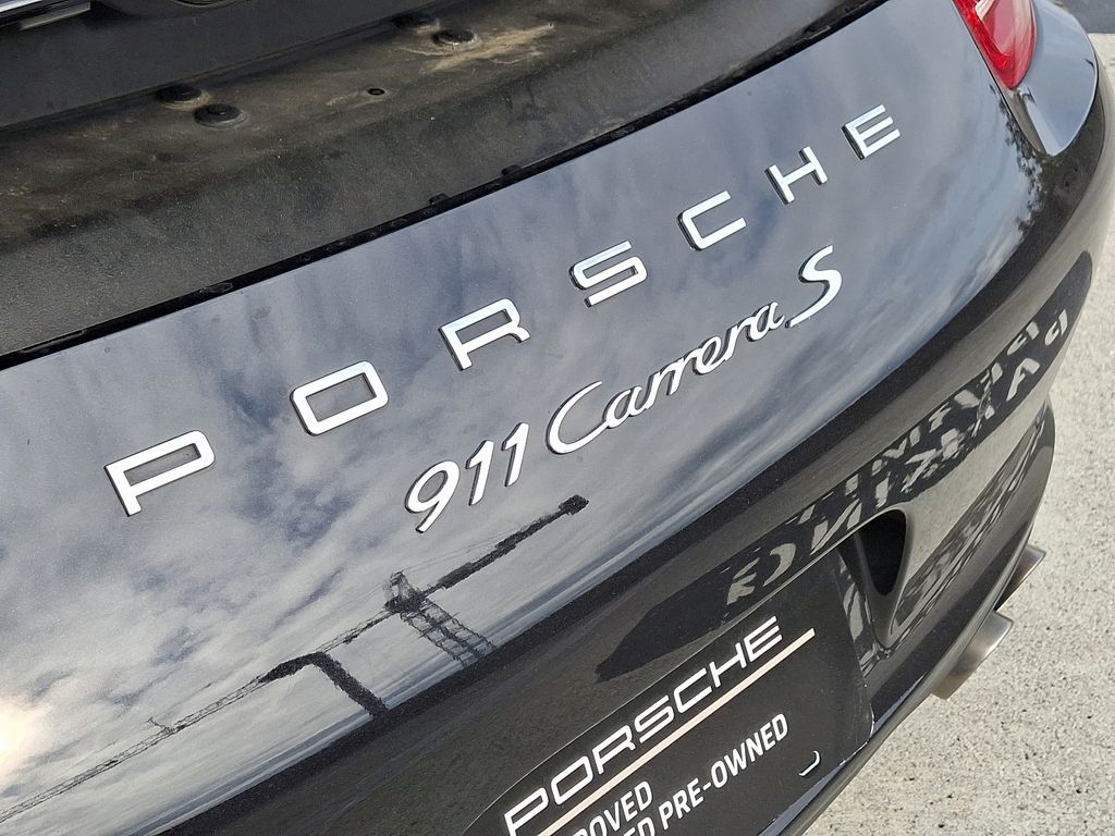 2013 Porsche 911 Carrera S 28