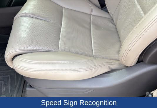 2022 Lincoln Navigator Standard