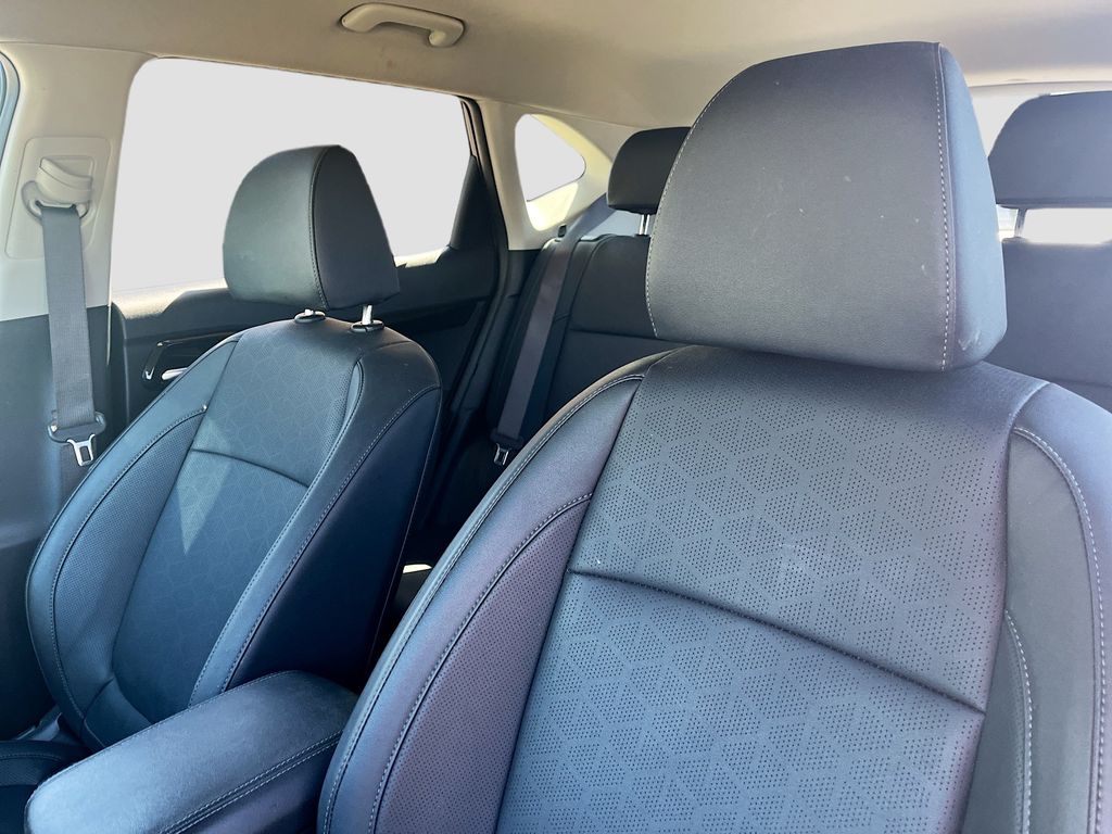 Used 2024 Black Kia SX image 22