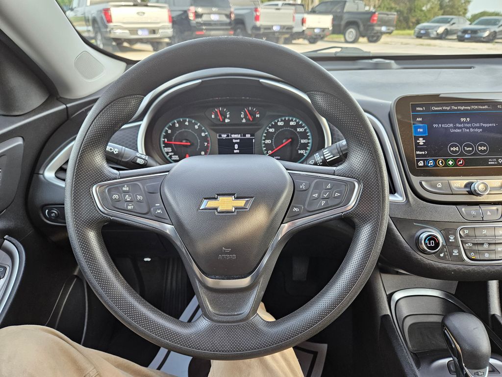 Used 2024 Chevrolet Malibu Sedan