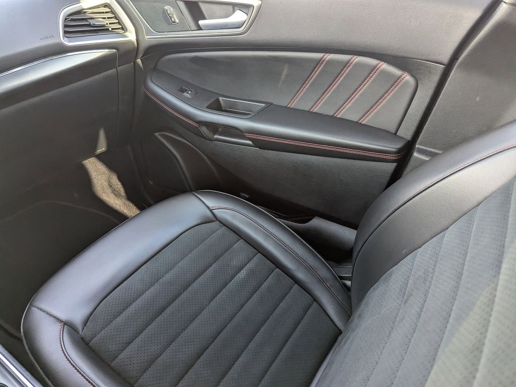 used 2023 Ford Edge car, priced at $25,993