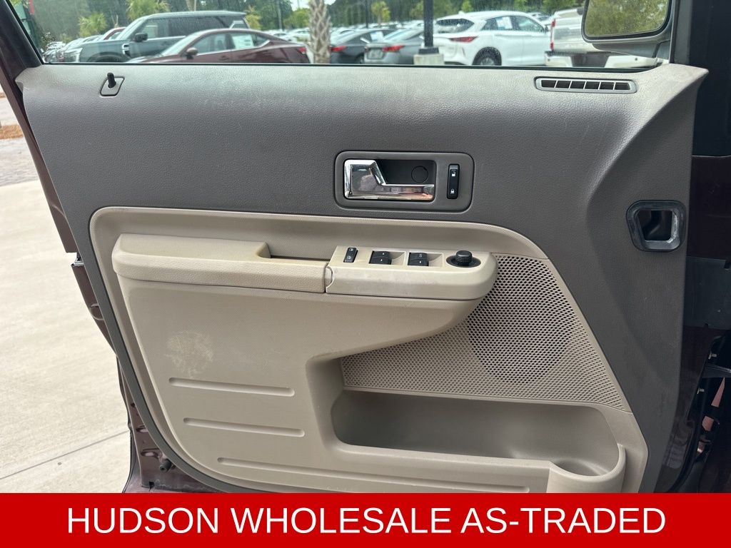 2009 Cinnamon Clearcoat Metallic Ford Edge SE FWD SUV