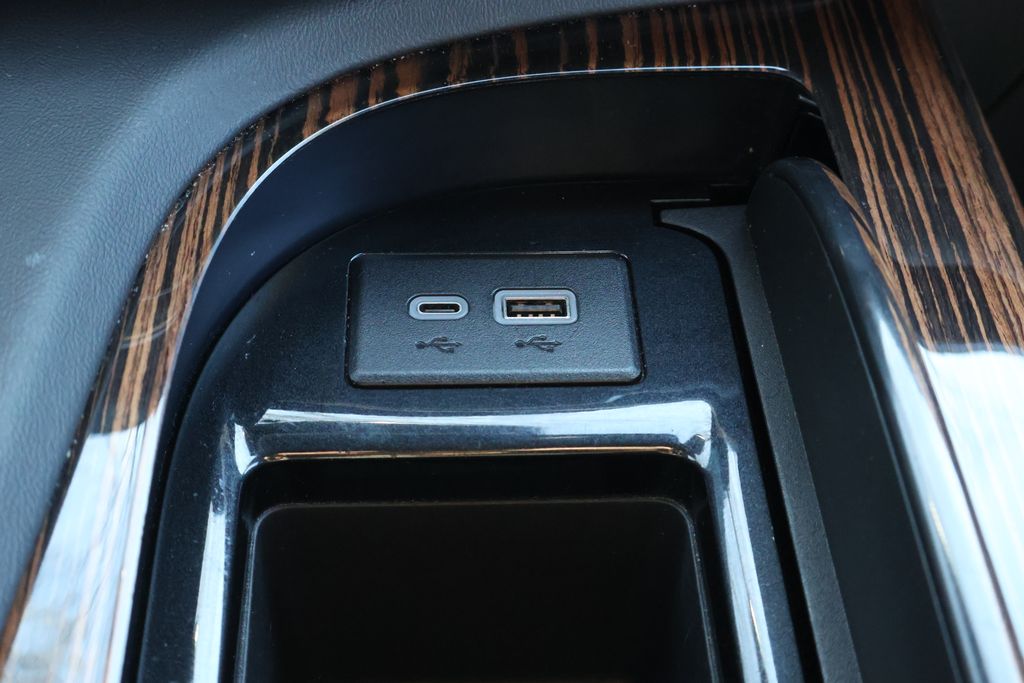 Thumbnail: 2024 Cadillac Escalade - 22